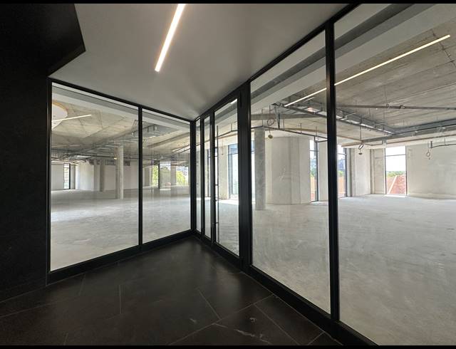 1,600M² OFFICE TO LET IN SANDTON CENTRAL